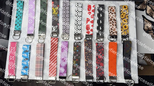 Leather Wristlets(3/4)